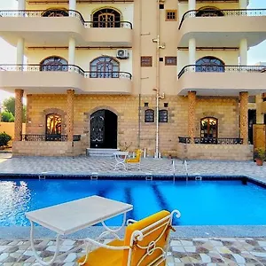 https://dream-island.hotels-luxor-egypt.com