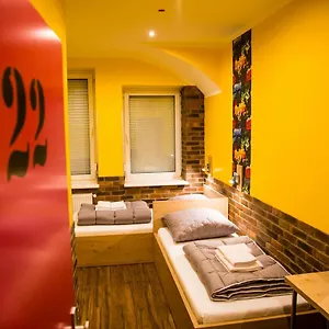 https://befree-hostel-contactless-check-in.vienna-besthotels.com