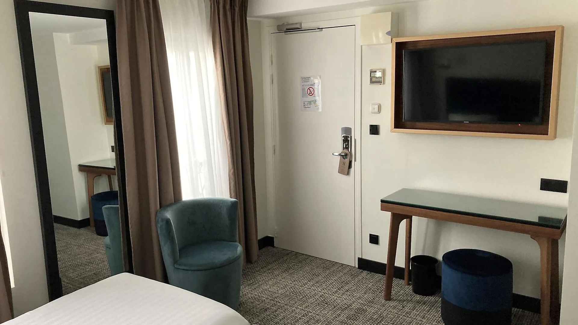 ****  Le Grand Hotel De Normandie Paříž Francie