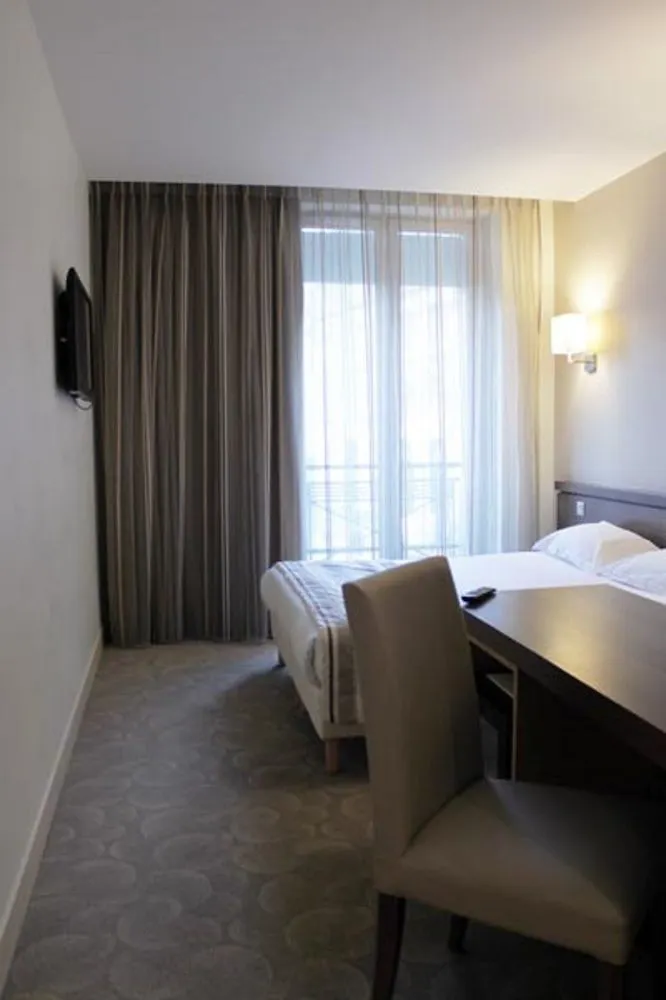 Le Grand Hotel De Normandie Paříž 4*,  Francie
