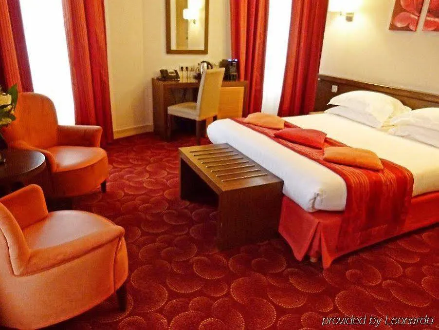 Le Grand Hotel De Normandie Paříž