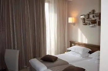 Le Grand Hotel De Normandie Paříž